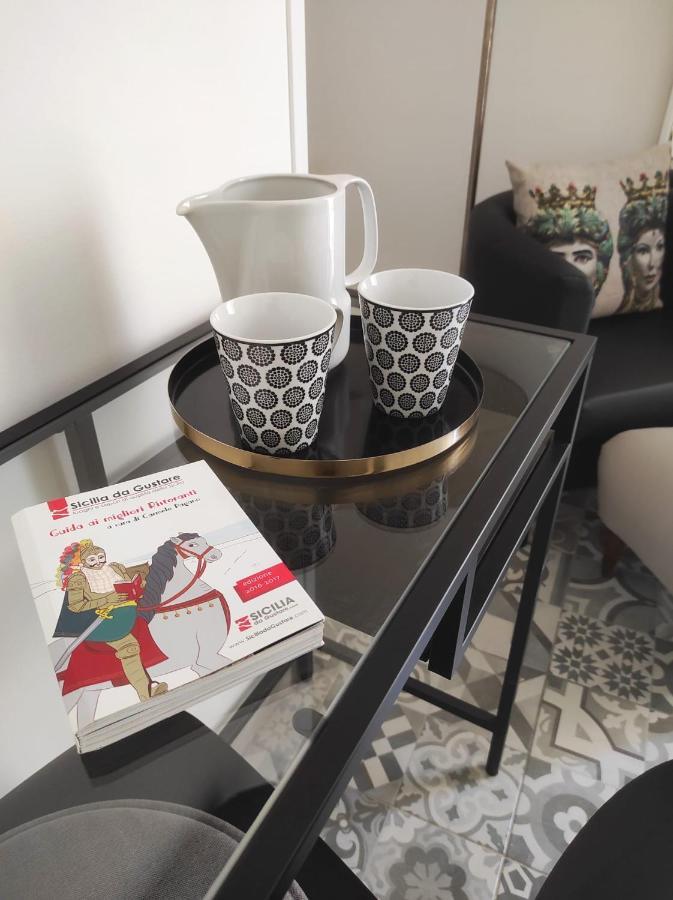 קטאניה B&B Casa Carola מראה חיצוני תמונה